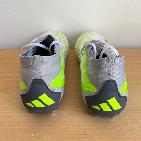 Adidas Predator Accuracy.2 Soccer Cleats, Unisex - Picture 5 of 9